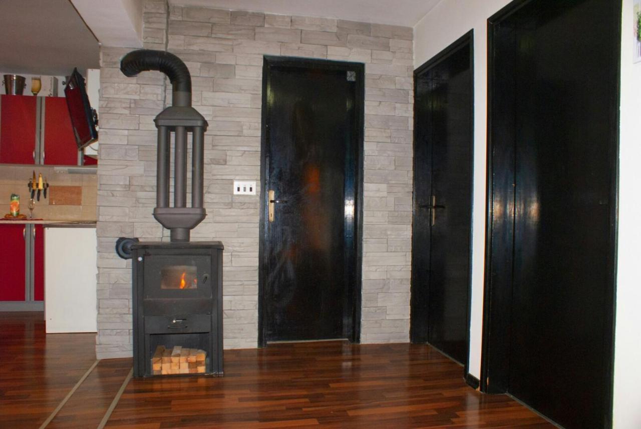 Kuca Za Odmor 6N Villa Gornje Jesenje Esterno foto